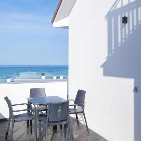Ag Casa Arnados 1ª Linea De Playa Razo Con Jardi Lejlighed Eksteriør billede